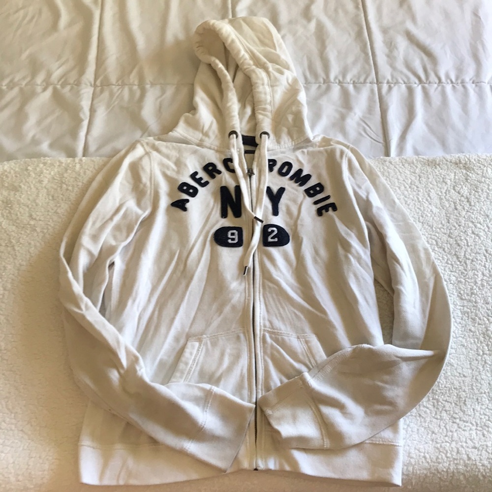 Abercrombie & Fitch sweater